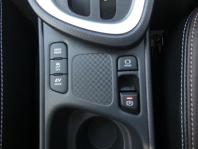 TOYOTA YARIS CROSS HYBRID 2022 Image 31