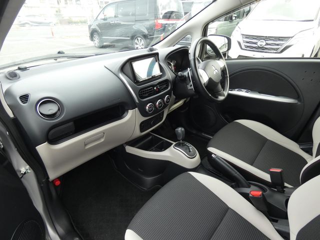 MITSUBISHI I-MIEV 2019 Image 31