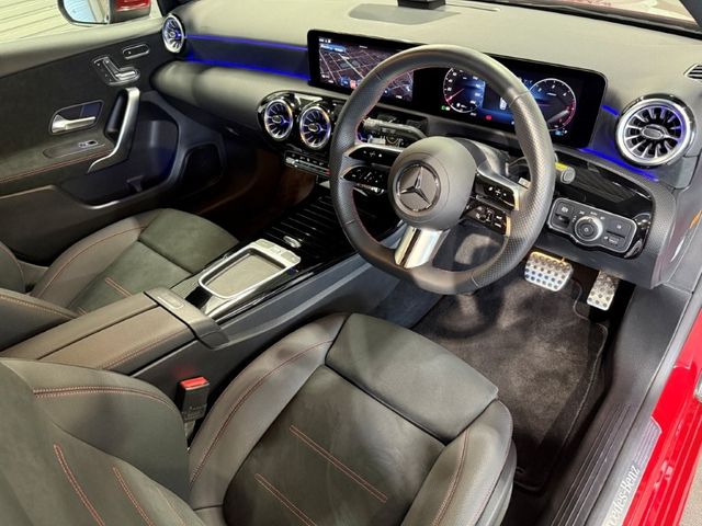 MERCEDES BENZ A CLAS 2024 Image 31