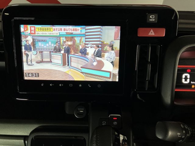 SUZUKI SPACIA GEAR 4WD 2024 Image 31