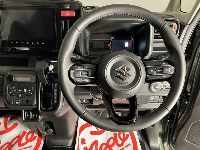 SUZUKI SPACIA GEAR 4WD 2024 Image 31