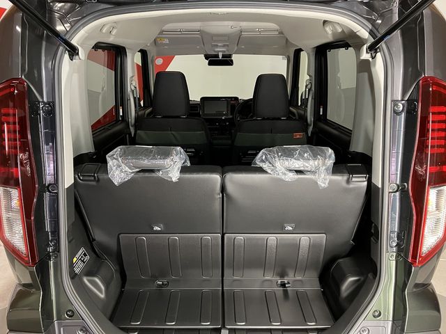 SUZUKI SPACIA GEAR 4WD 2024 Image 31