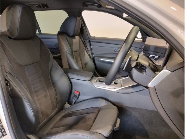 BMW 3SERIES TOURING 2024 Image 31