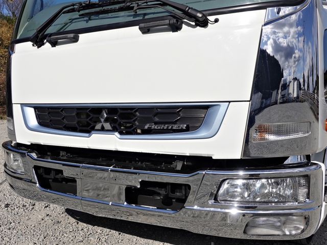 MITSUBISHI FUSOU FIGHTER 2014 Image 31