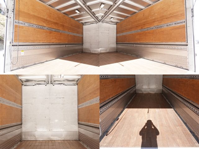 MITSUBISHI FUSOU FIGHTER 2014 Image 31