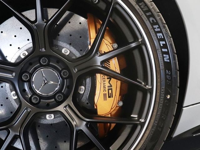 MERCEDES BENZ MERCEDES AMG GT 2025 Image 31