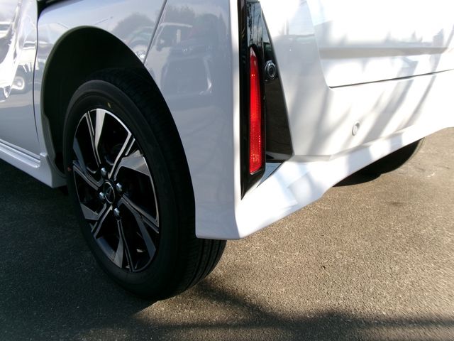 DAIHATSU TANTO CUSTOM 2025 Image 31