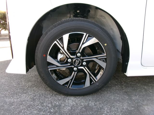 DAIHATSU TANTO CUSTOM 2025 Image 31