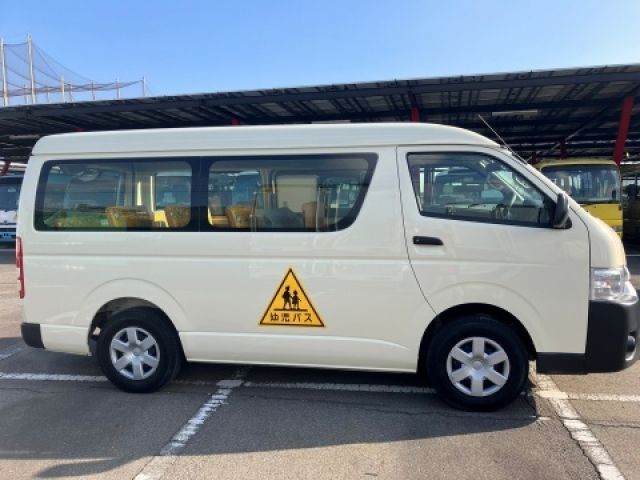 TOYOTA HIACE WAGON 4WD 2020 Image 31