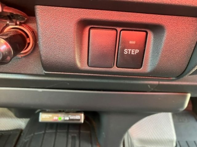 TOYOTA HIACE WAGON 4WD 2020 Image 31