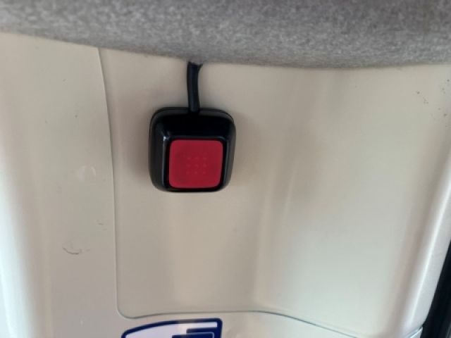 TOYOTA HIACE WAGON 4WD 2020 Image 31