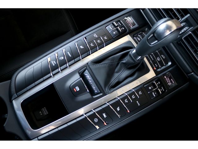 PORSCHE MACAN 2021 Image 31