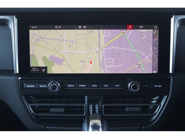 PORSCHE MACAN 2021 Image 31