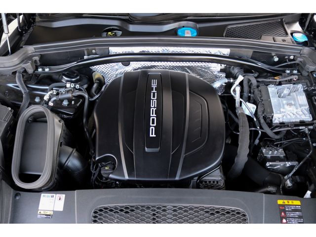 PORSCHE MACAN 2021 Image 31