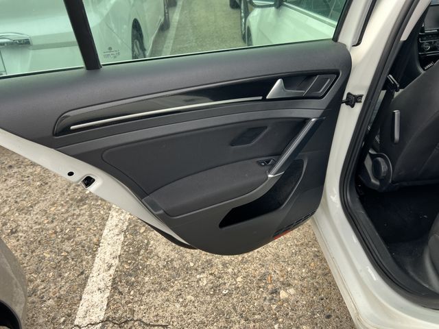 VOLKSWAGEN GOLF VARI 2015 Image 31