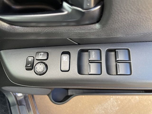 SUZUKI SPACIA 2017 Image 31