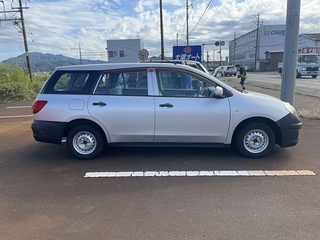 NISSAN AD 2011 Image 31