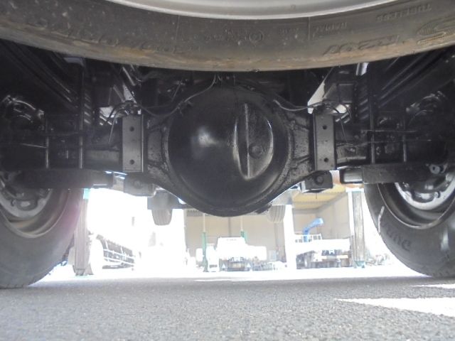 HINO DUTRO 2005 Image 31