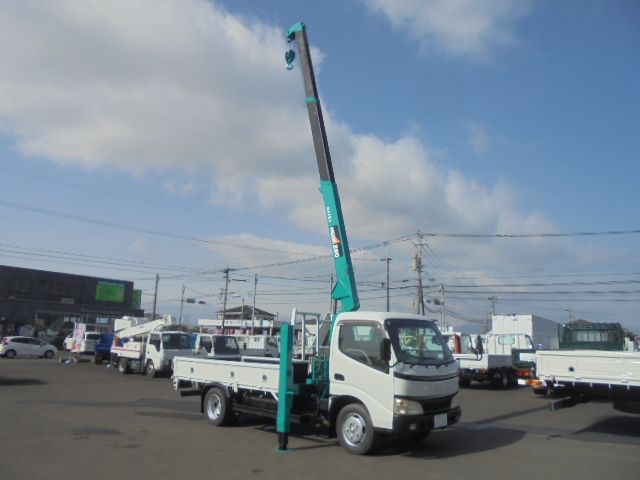 HINO DUTRO 2005 Image 31