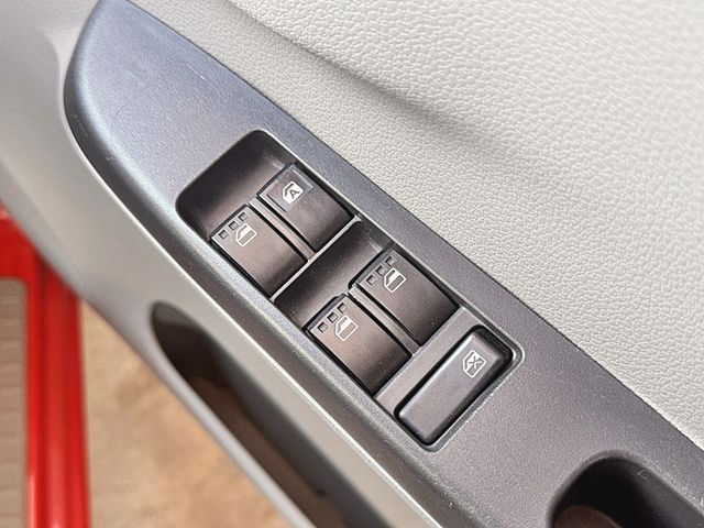 DAIHATSU MIRA E:S 2013 Image 31