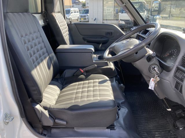 MAZDA BONGO TRUCK 1.15T 2W 2018 Image 31