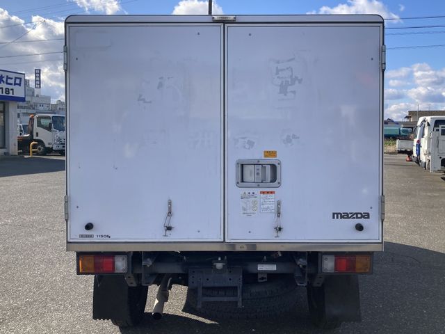 MAZDA BONGO TRUCK 1.15T 2W 2018 Image 31