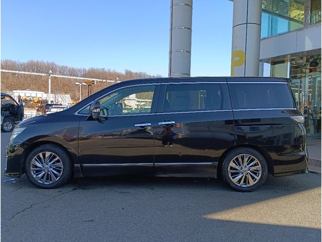 NISSAN ELGRAND 2014 Image 31