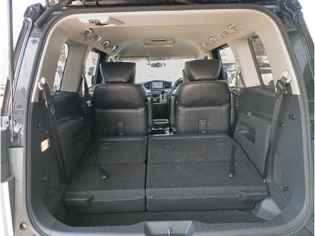 NISSAN ELGRAND 2014 Image 31