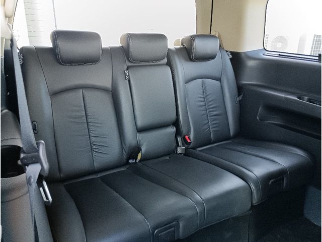 NISSAN ELGRAND 2014 Image 31