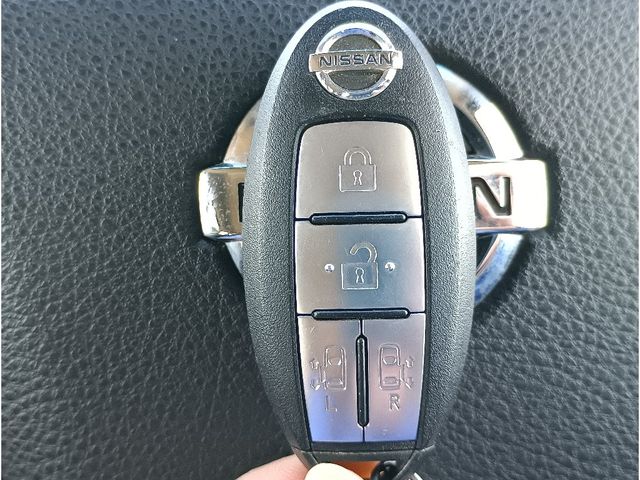 NISSAN ELGRAND 2014 Image 31