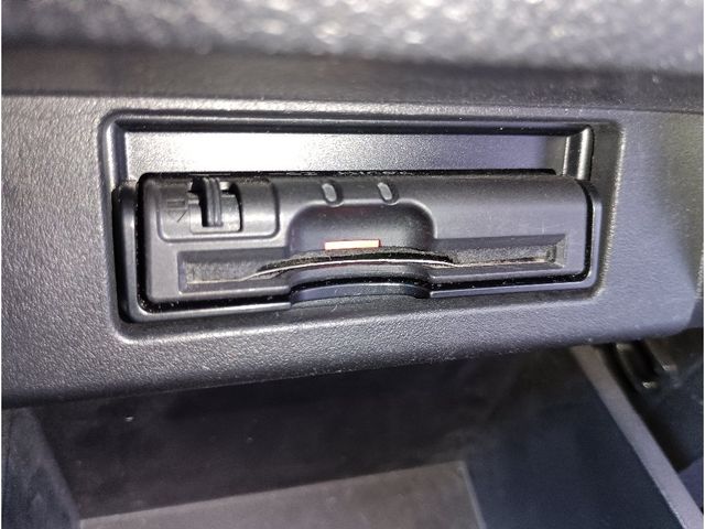 NISSAN ELGRAND 2014 Image 31