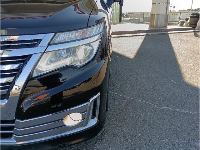 NISSAN ELGRAND 2014 Image 31