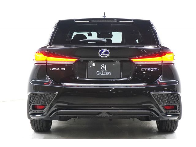 TOYOTA LEXUS CT200H 2018 Image 31