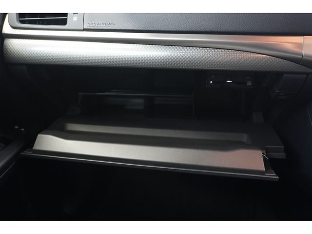 TOYOTA LEXUS CT200H 2018 Image 31