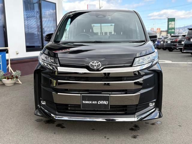 TOYOTA NOAH 2023 Image 31