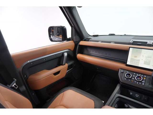 ROVER DEFENDER 2023 Image 31