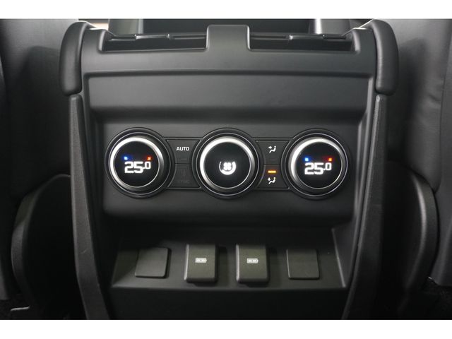 ROVER DEFENDER 2023 Image 31