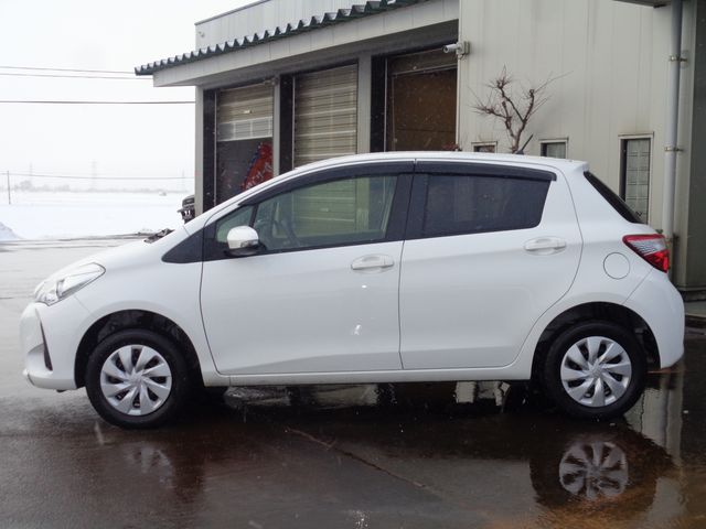 TOYOTA VITZ  4WD 2018 Image 31