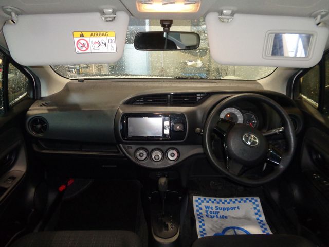 TOYOTA VITZ  4WD 2018 Image 31