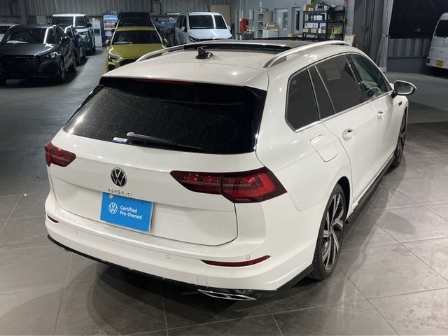 VOLKSWAGEN GOLF VARI 2023 Image 31