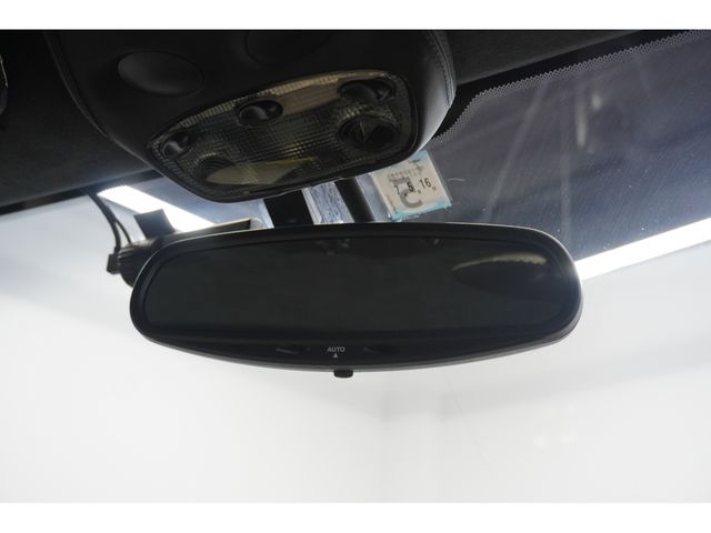 PORSCHE 911 2012 Image 31