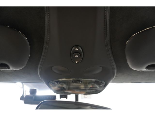 PORSCHE 911 2012 Image 31