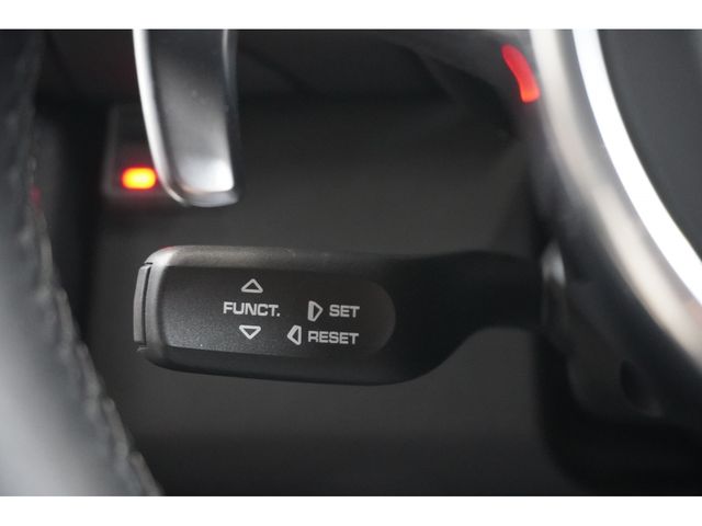 PORSCHE 911 2012 Image 31