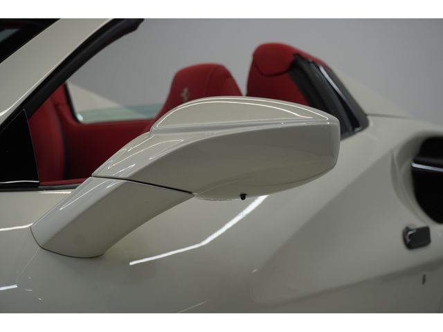 FERRARI 488SPIDER 2016 Image 31