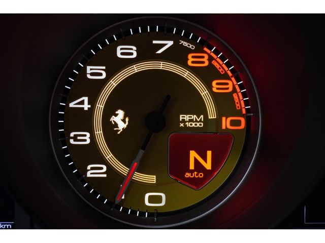 FERRARI 488SPIDER 2018 Image 31