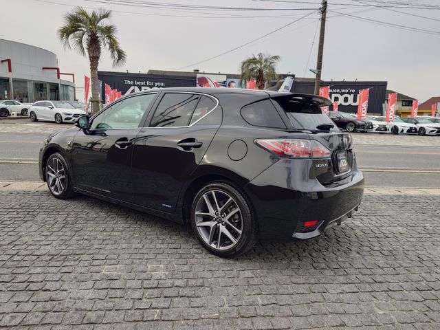 TOYOTA LEXUS CT200H 2016 Image 31