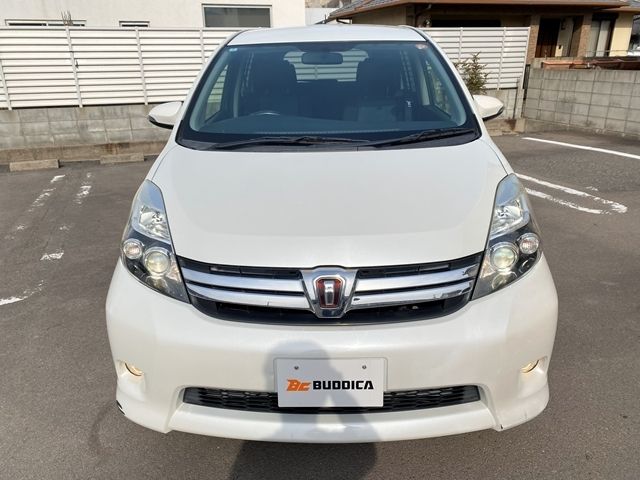 TOYOTA ISIS 2016 Image 31