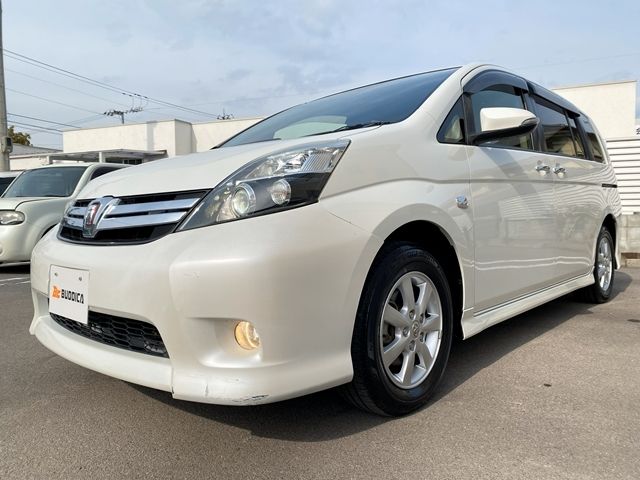 TOYOTA ISIS 2016 Image 31
