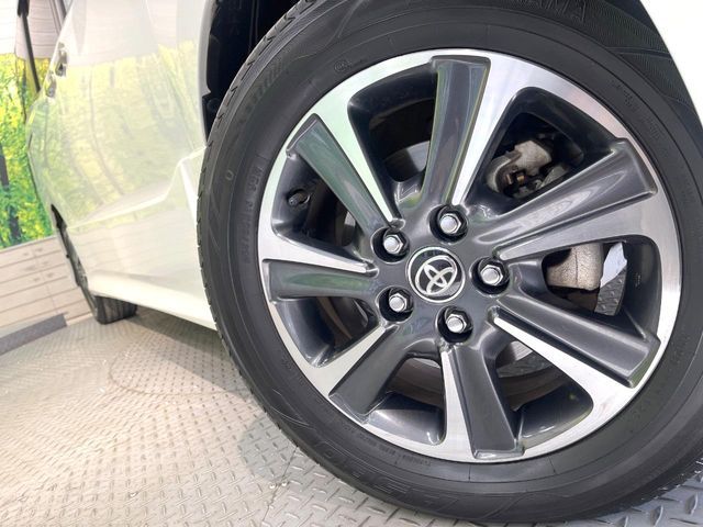 TOYOTA VOXY 2019 Image 31