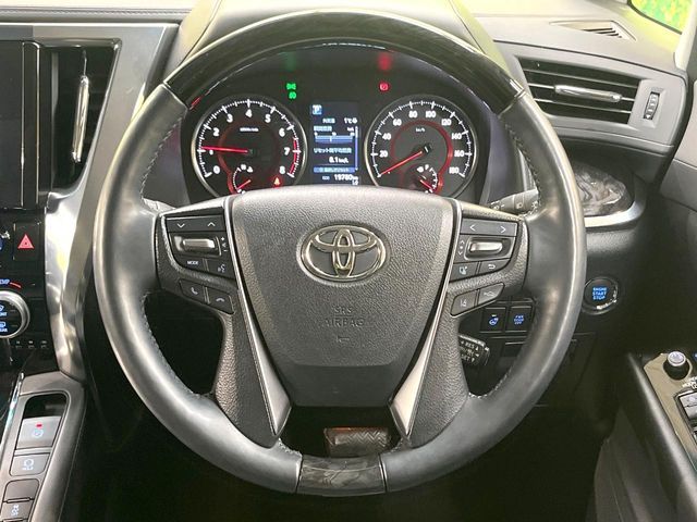 TOYOTA ALPHARD 2022 Image 31